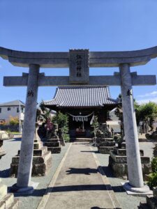 諏訪神社新しい鳥居